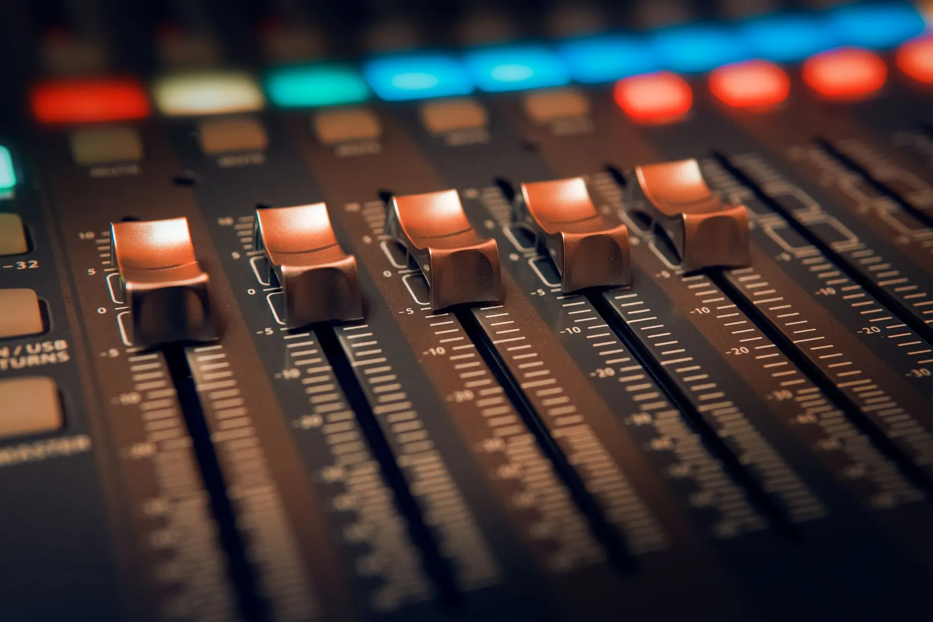 重庆制造业智能化转型中传感器选型与适配的常见问题解析